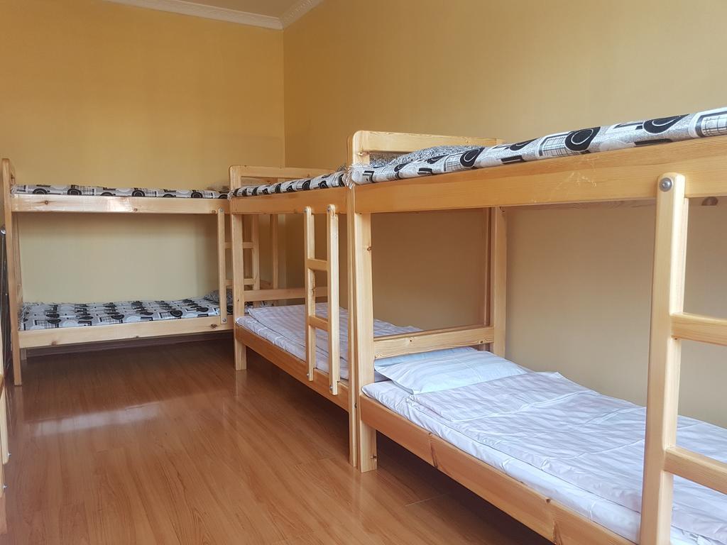 Vast Mongolia Tour & Hostel Ulaanbaatar Bagian luar foto